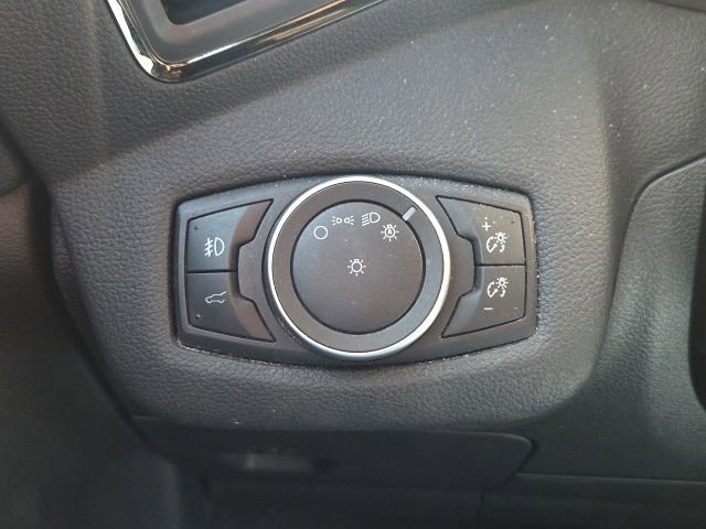 Certified 2019 Ford Escape Titanium AWD/4WD image 27