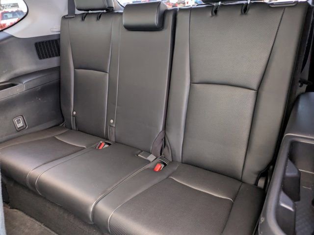 Used 2024 Toyota Grand Highlander Limited image 20