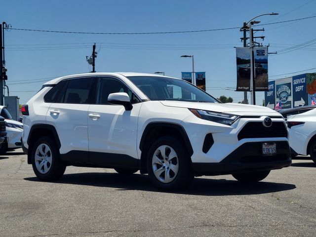 Used 2023 Toyota RAV4 LE FWD video 1