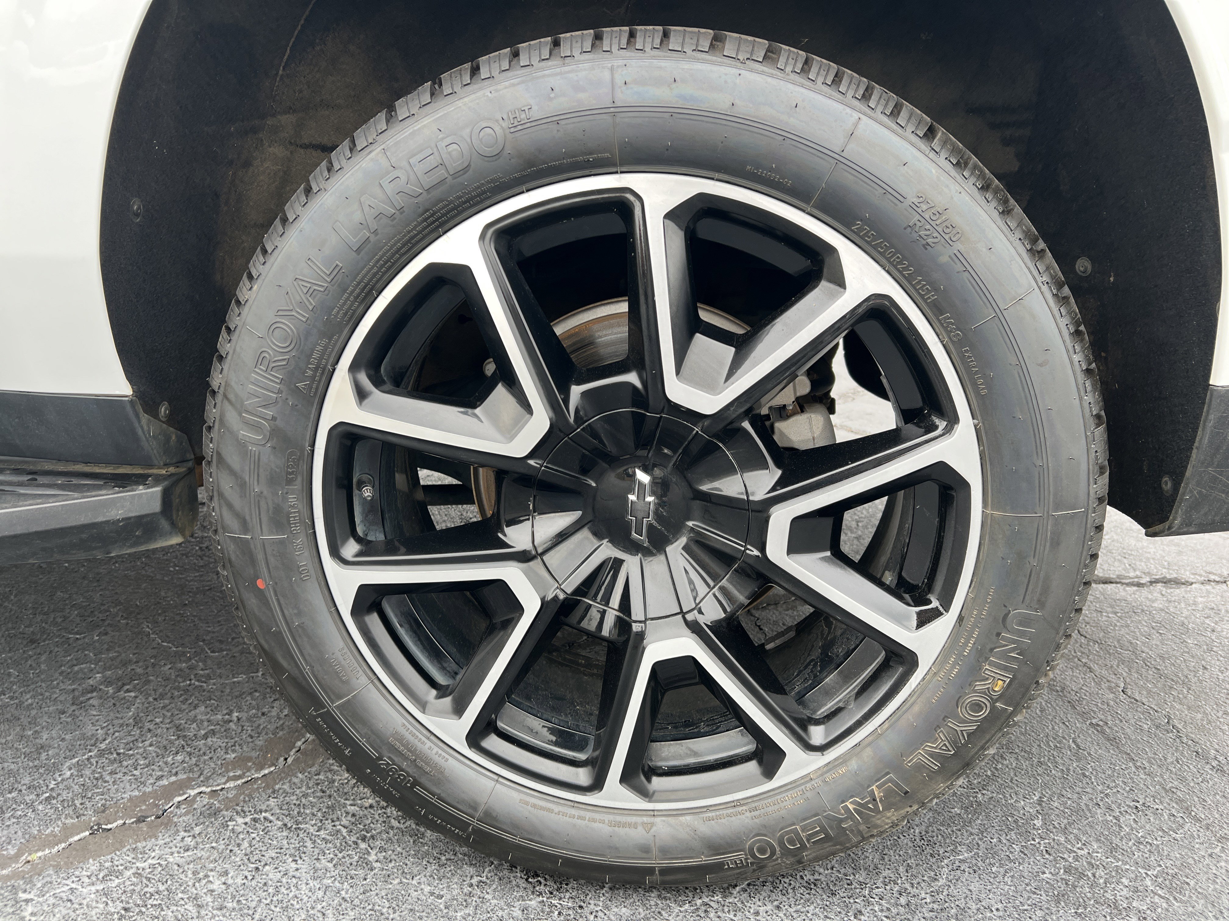 Used 2021 Chevrolet Suburban RST image 25