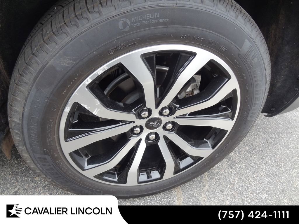 Certified 2022 Ford Explorer ST-Line w/ Class IV Trailer Tow Package AWD/4WD image 13