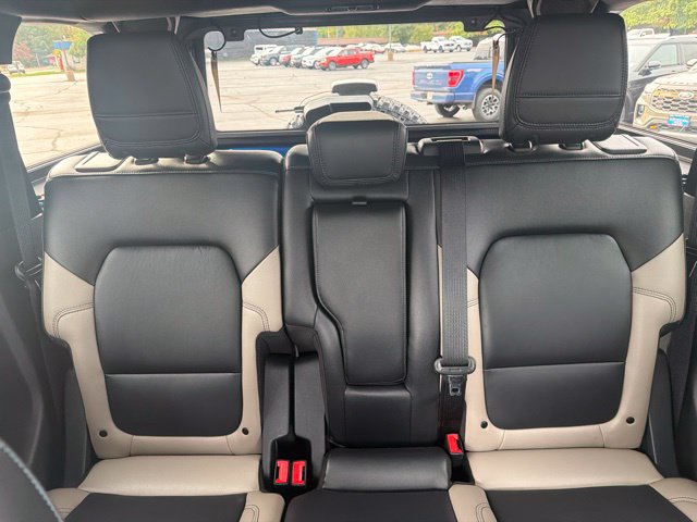 Certified 2023 Ford Bronco Wildtrak AWD/4WD image 33