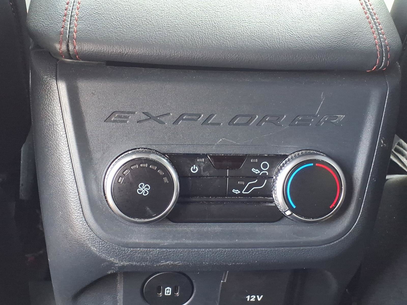 Certified 2025 Ford Explorer ST-Line w/ ST-Line Street Pack AWD/4WD image 6