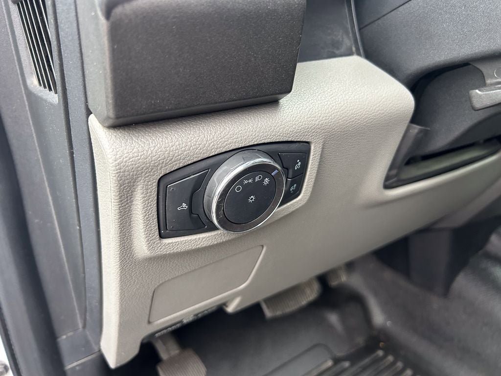 Certified 2020 Ford F350 XL w/ STX Appearance Package AWD/4WD image 11