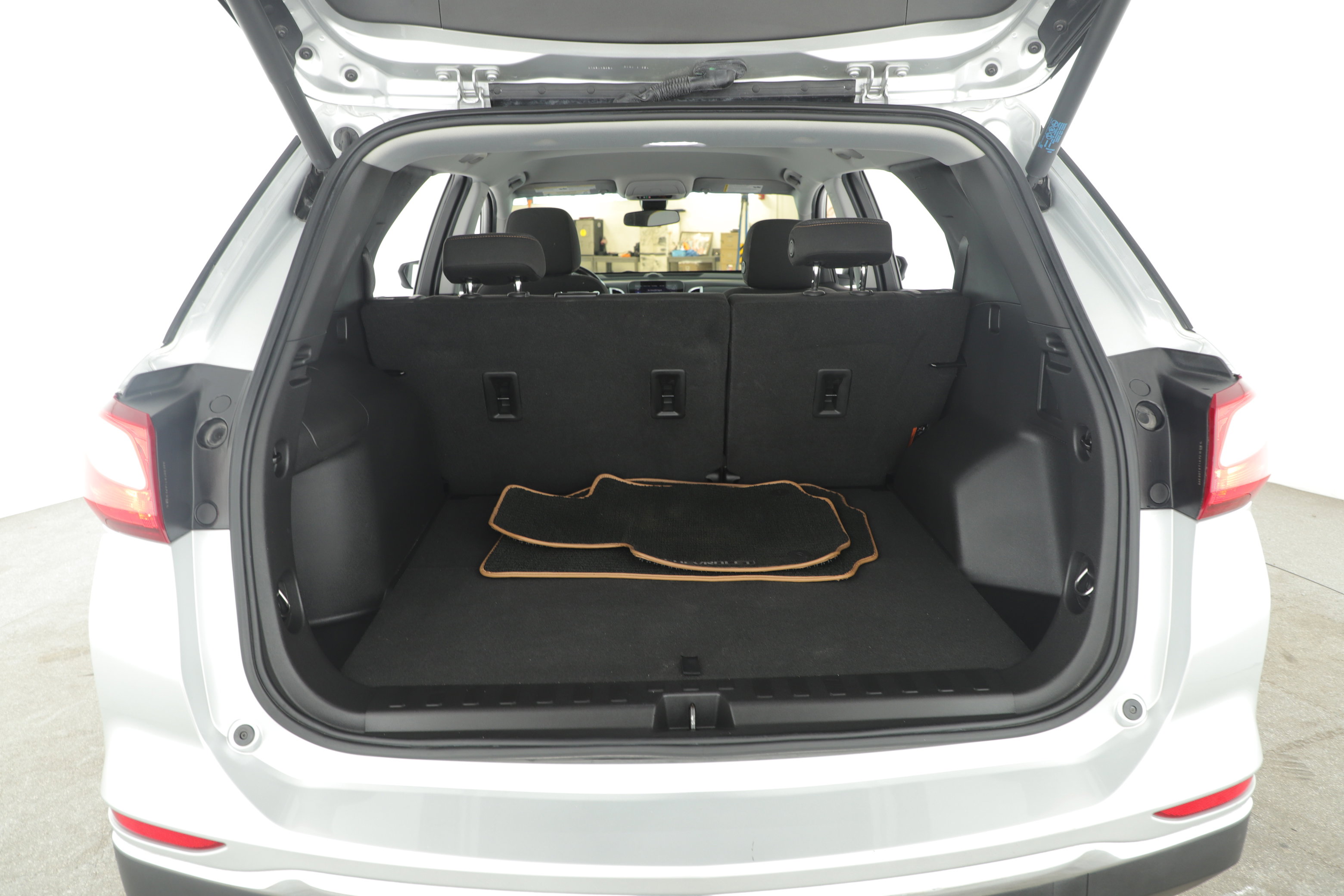 Used 2020 Chevrolet Equinox LT image 5