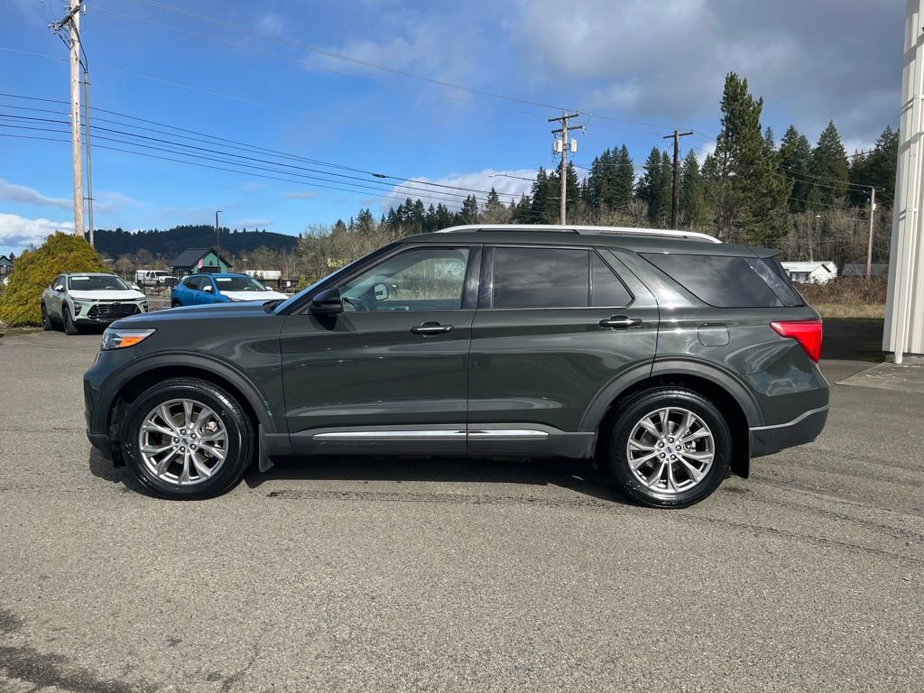 Certified 2022 Ford Explorer Limited w/ Equipment Group 301A image 3