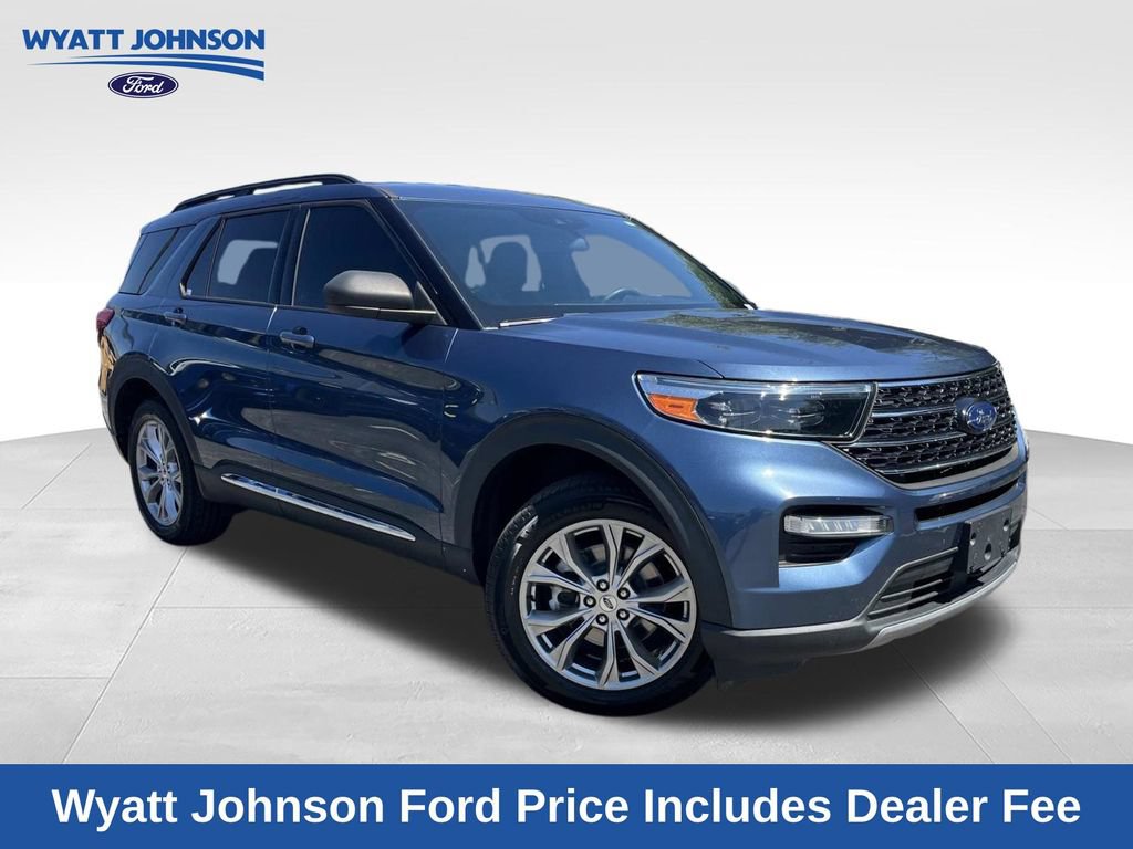 Certified 2020 Ford Explorer XLT w/ Equipment Group 202A AWD/4WD image 1