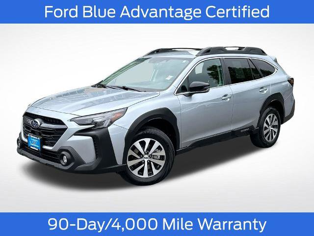 Used 2025 Subaru Outback Premium AWD/4WD image 1