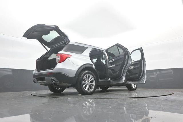 Certified 2023 Ford Explorer Limited w/ Limited Technology Package image 42