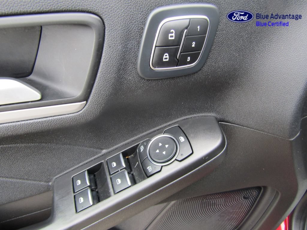 Certified 2023 Ford Escape Platinum AWD/4WD image 17