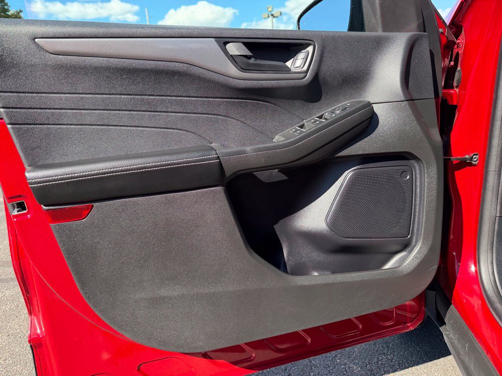 Certified 2023 Ford Escape Active AWD/4WD image 22