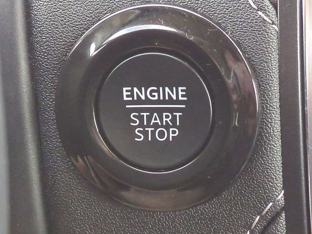 Certified 2025 Ford Expedition Platinum w/ Driver's Package image 29