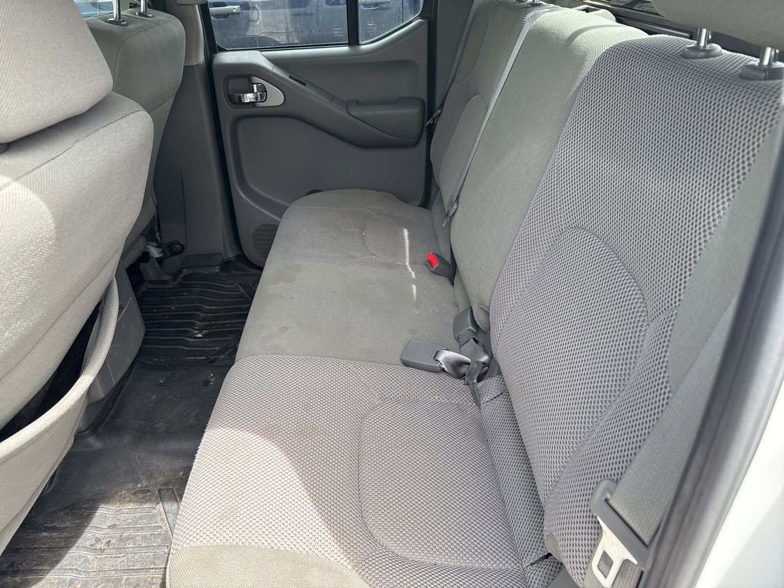 Used 2019 Nissan Frontier SV AWD/4WD image 13