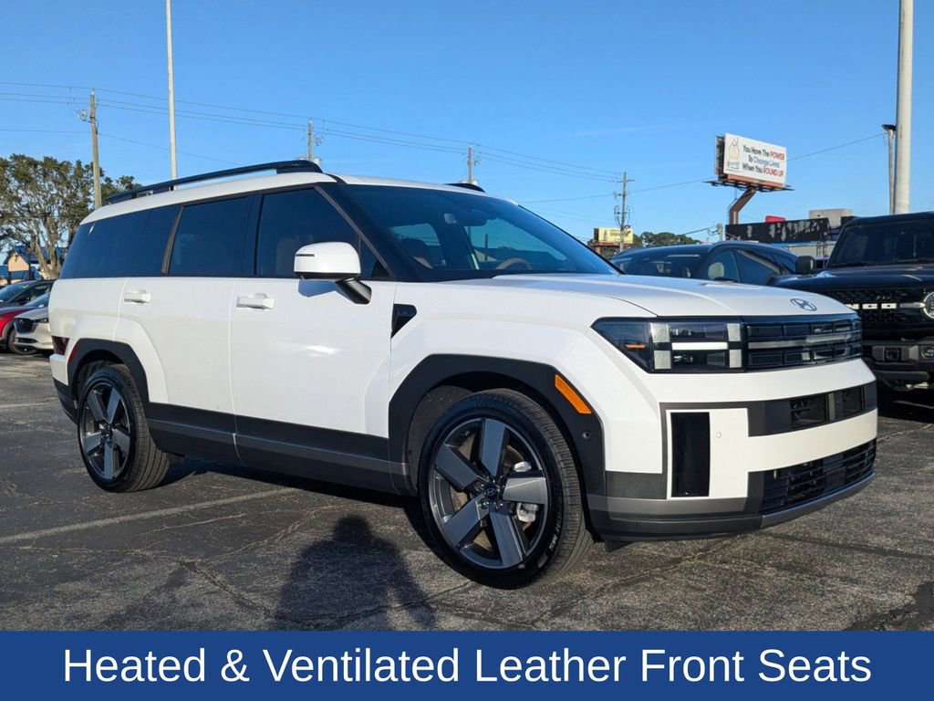 Used 2025 Hyundai Santa Fe Limited image 2