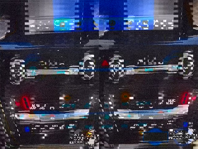 Certified 2022 Ford Explorer Platinum w/ Equipment Group 601A image 17