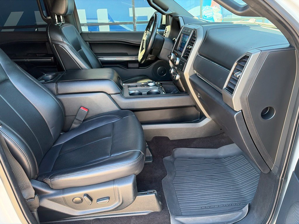 Certified 2021 Ford Expedition XLT RWD image 12