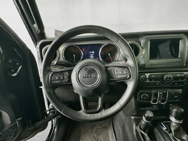 Used 2023 Jeep Wrangler Unlimited AWD/4WD image 18