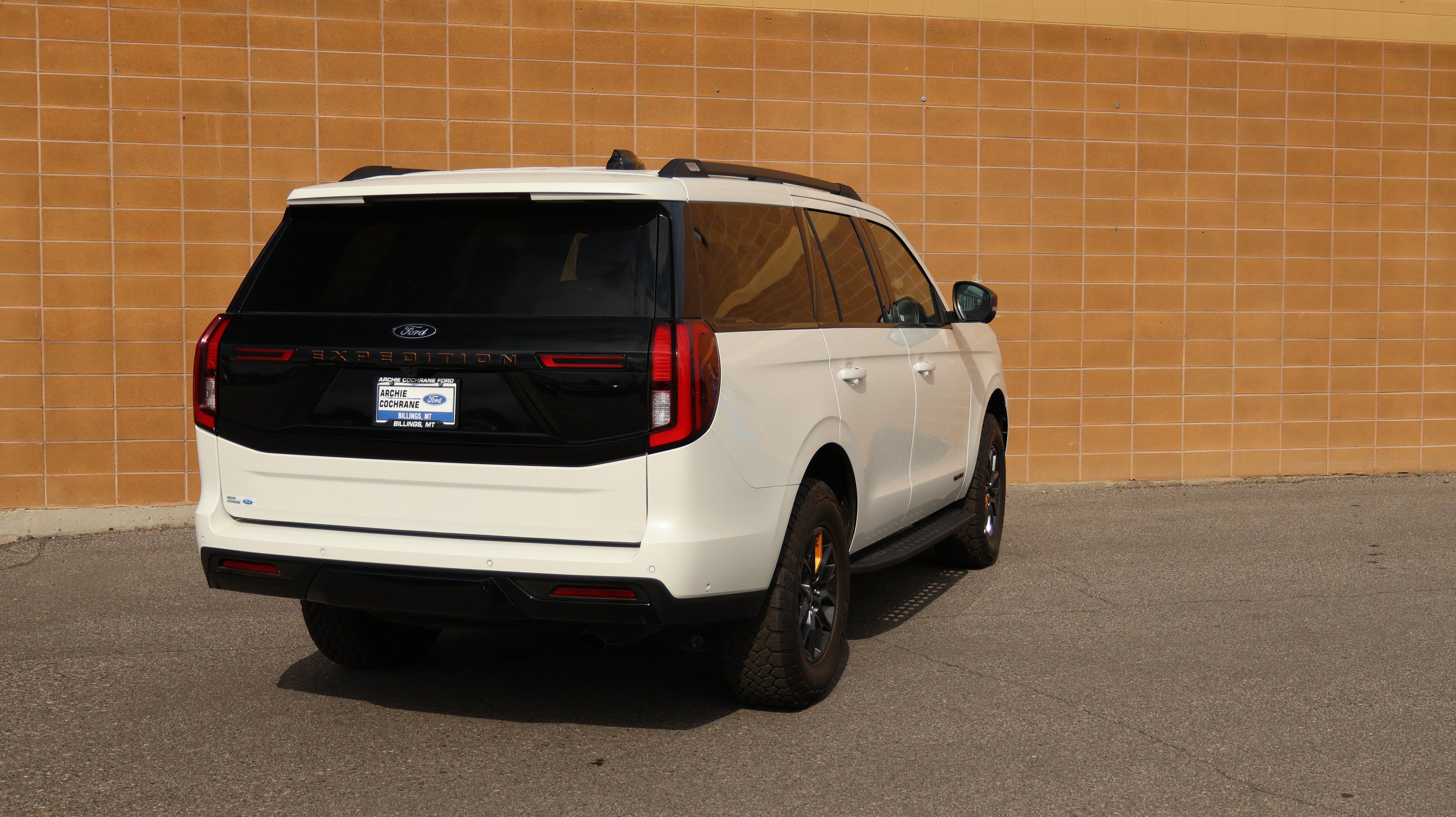 Certified 2025 Ford Expedition Tremor AWD/4WD image 2