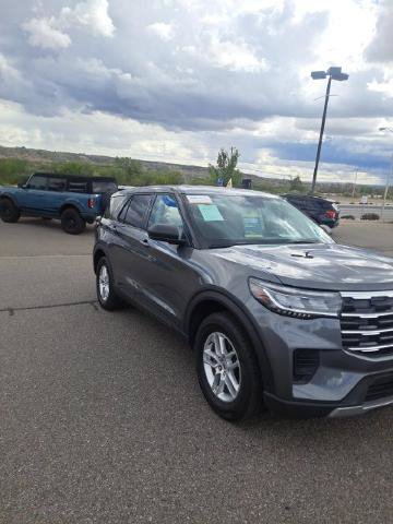 Certified 2026 Ford Explorer Active AWD/4WD image 5