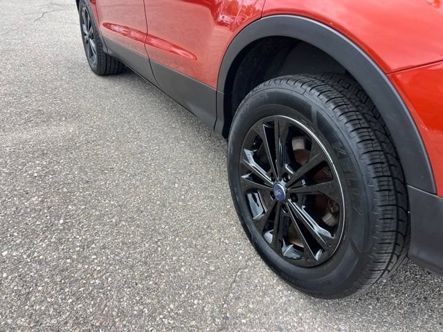 Certified 2019 Ford Escape SE FWD image 24