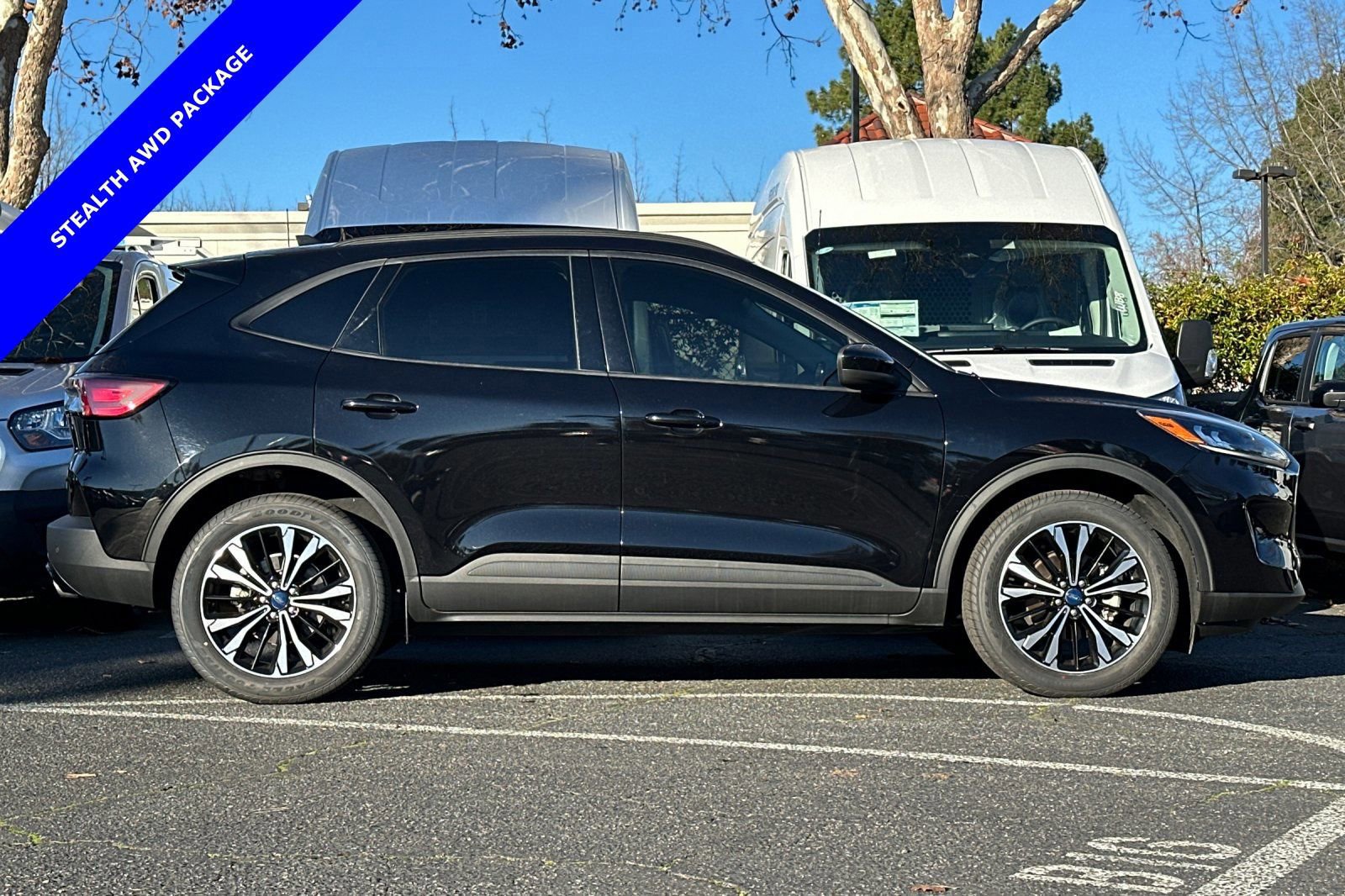 Certified 2022 Ford Escape SEL w/ SEL Stealth AWD Package image 6