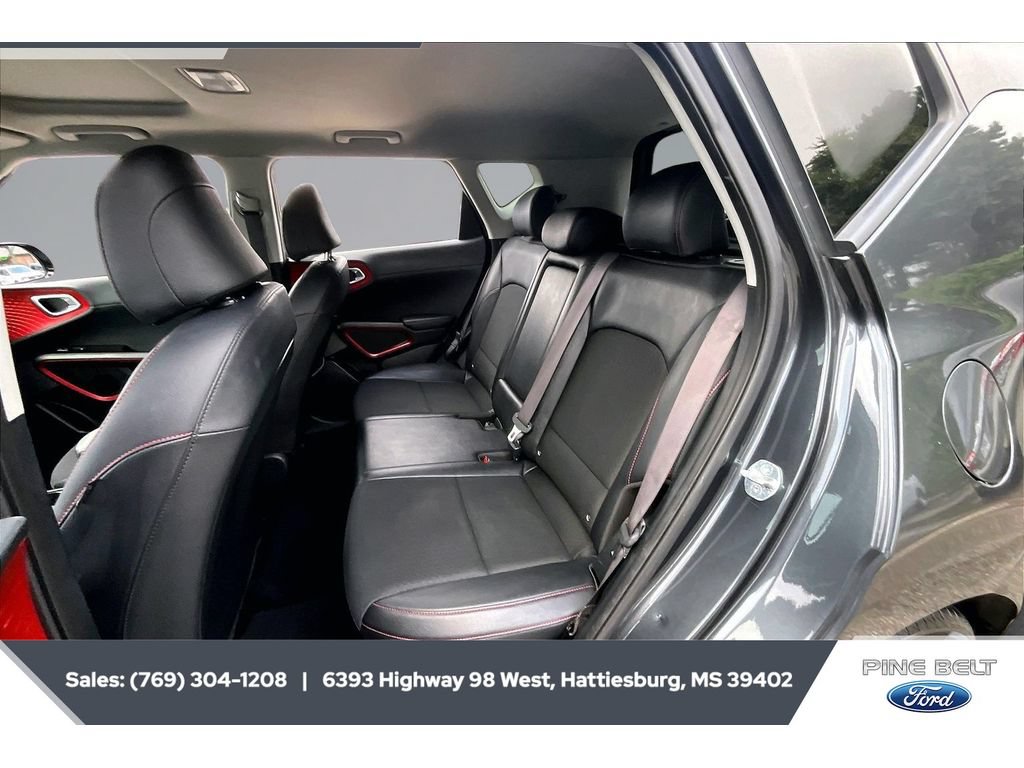 Used 2023 Kia Soul GT-Line w/ GT-Line Technology Package FWD image 19