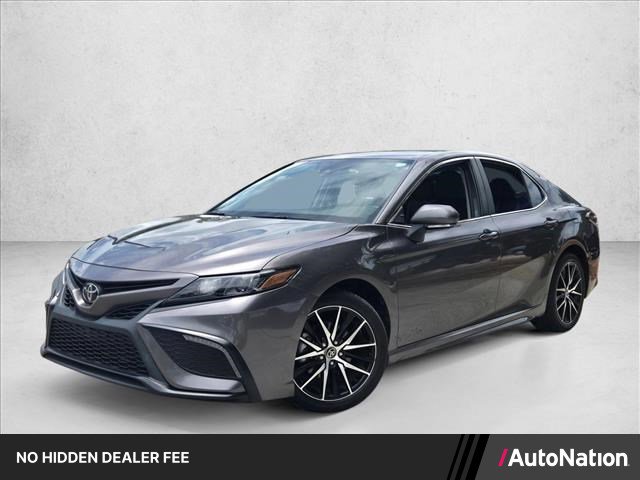 Used 2023 Toyota Camry SE FWD image 1