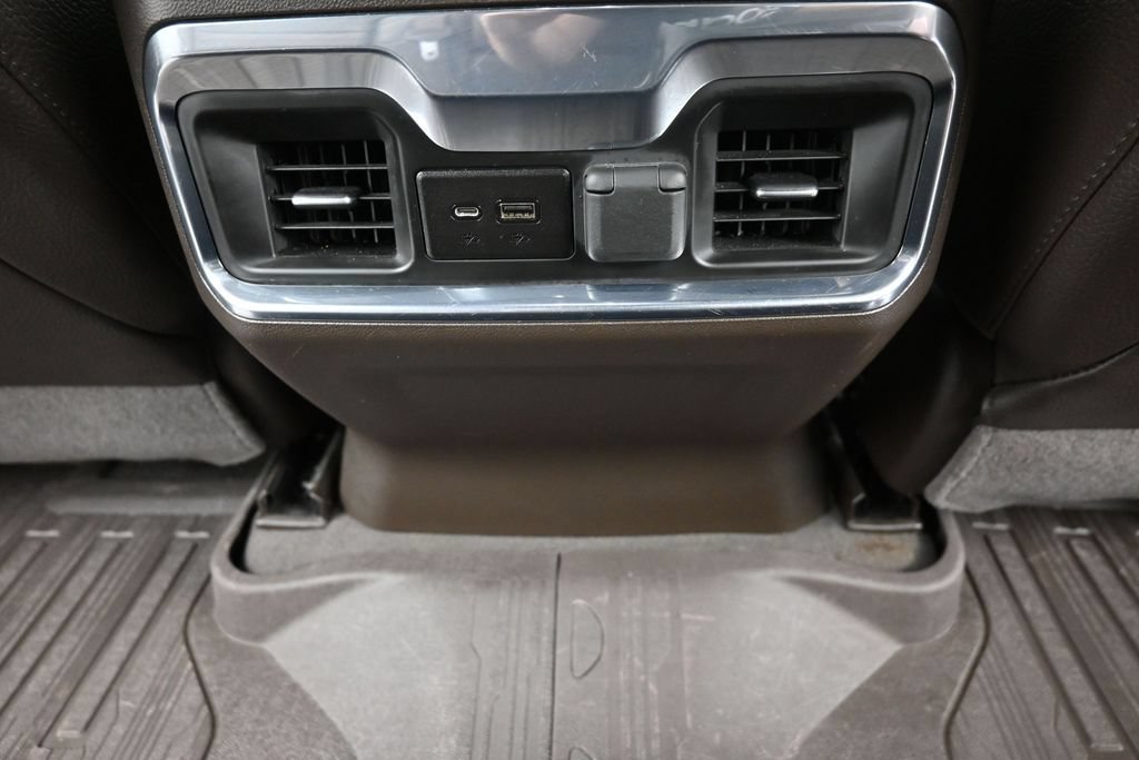 Used 2022 GMC Sierra 2500 Denali w/ Technology Package AWD/4WD image 22