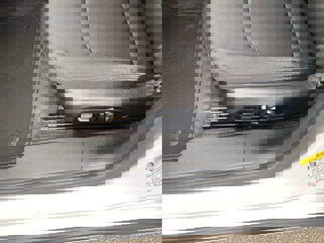 Used 2020 Chevrolet Malibu LT image 12