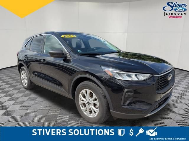 Certified 2023 Ford Escape Active AWD/4WD image 3