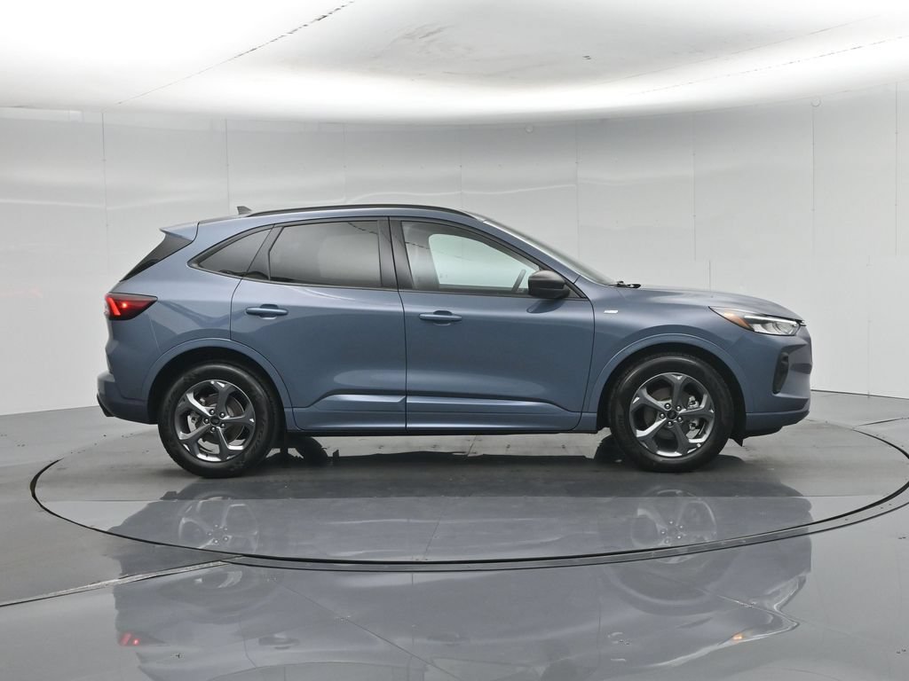 Certified 2024 Ford Escape ST-Line w/ Tech Pack #1 FWD image 22