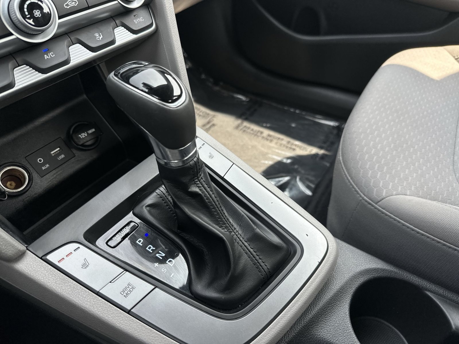 Used 2020 Hyundai Elantra Value Edition FWD image 29