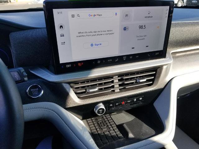 Certified 2025 Ford Explorer Platinum w/ Ultimate Package image 21