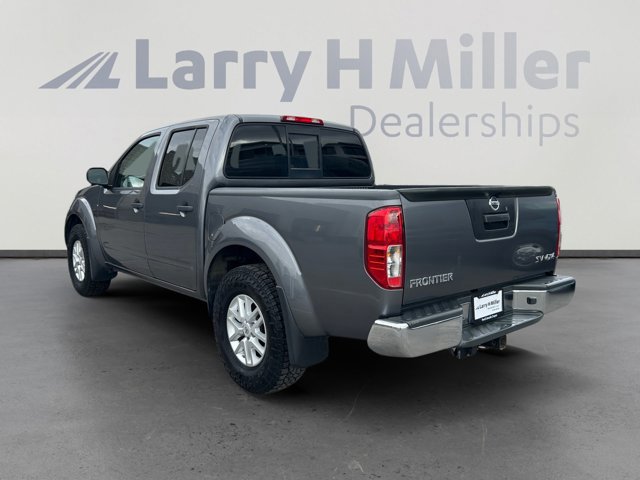 Used 2019 Nissan Frontier SV image 3