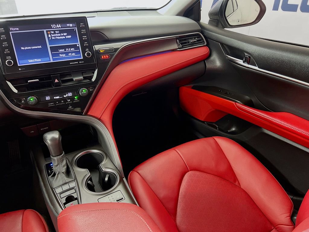 Used 2021 Toyota Camry XSE image 27