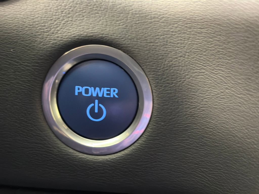 Used 2024 Toyota Sequoia Platinum AWD/4WD image 20