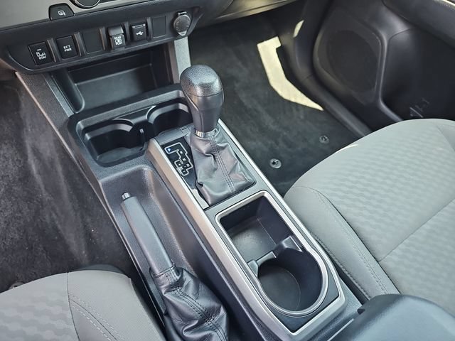 Used 2022 Toyota Tacoma SR5 w/ Technology Package RWD image 28