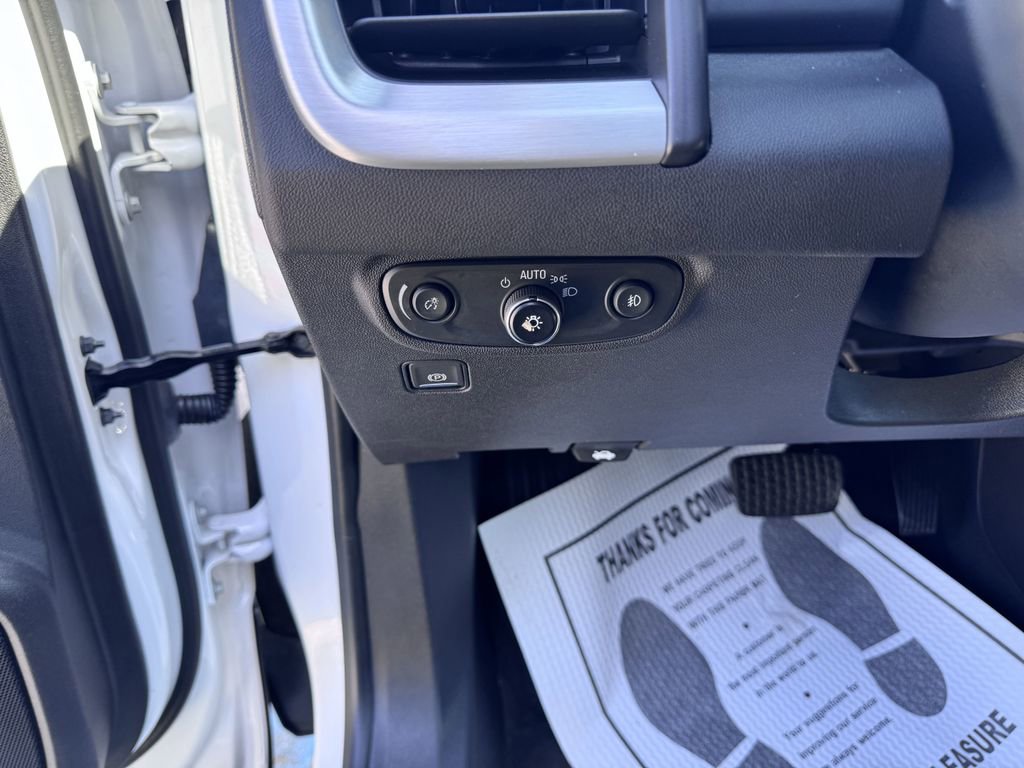 Used 2023 GMC Terrain SLT image 10