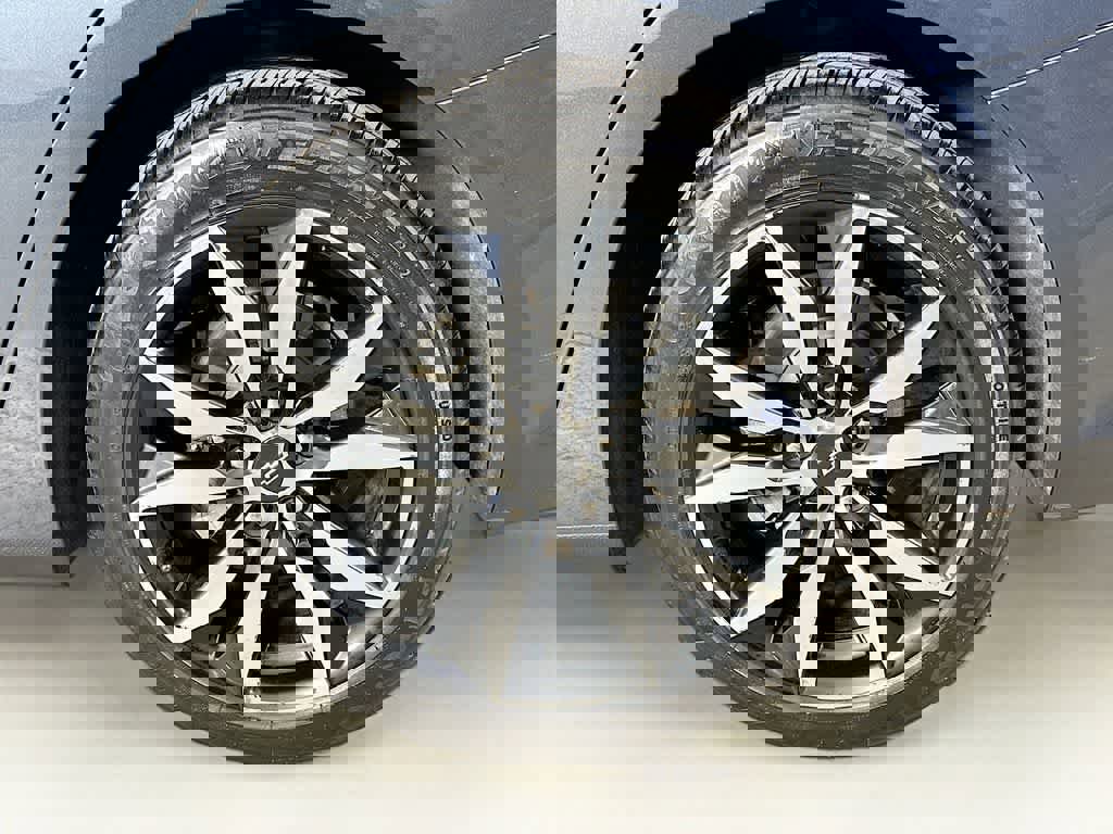 Used 2021 Chevrolet Malibu RS image 8