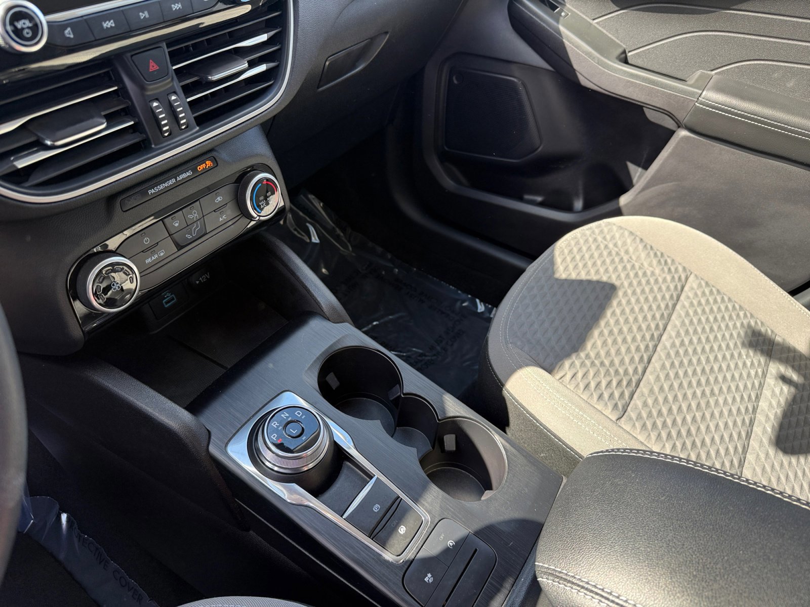 Certified 2022 Ford Escape SE image 13