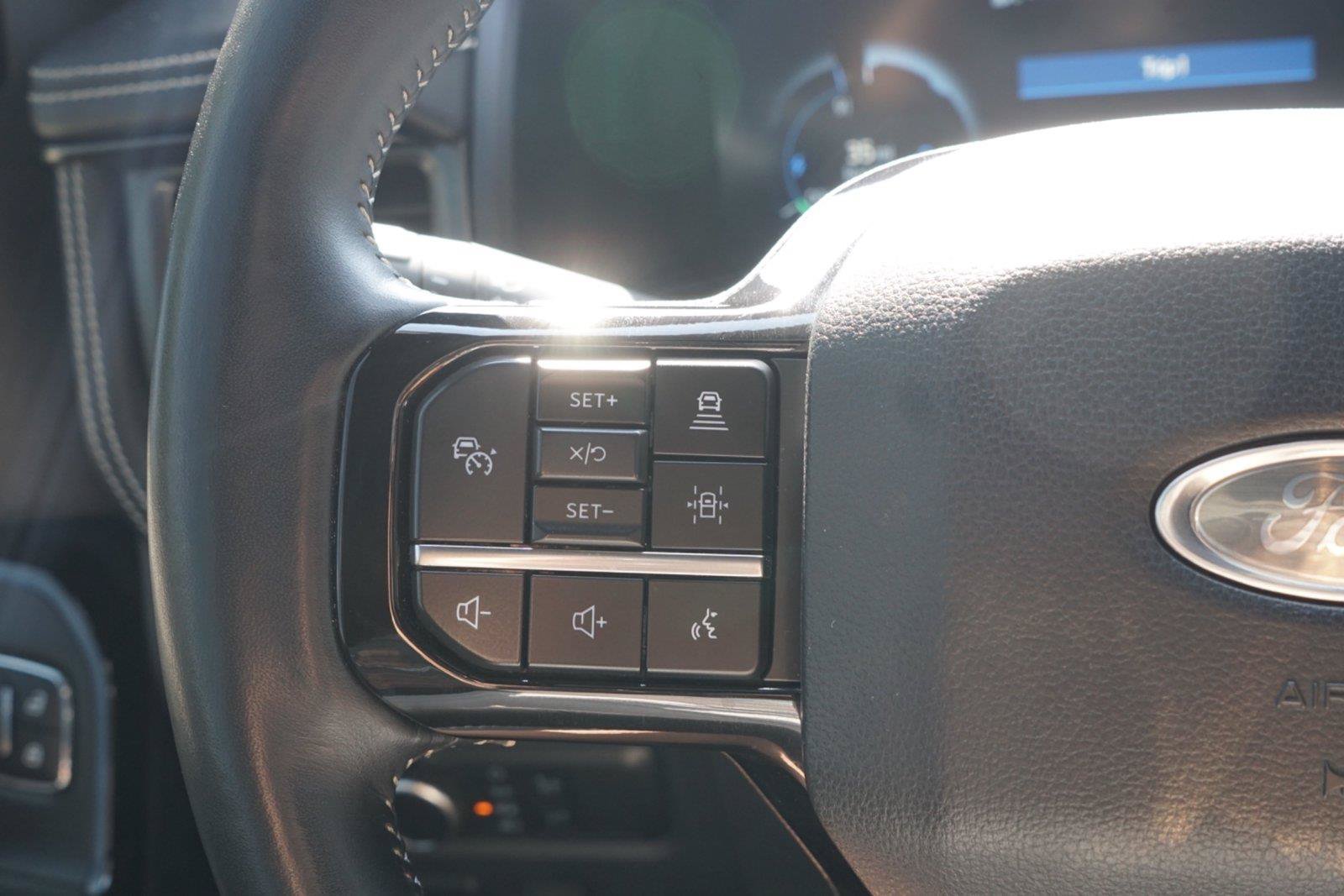 Certified 2023 Ford F150 Lightning Platinum AWD/4WD image 17