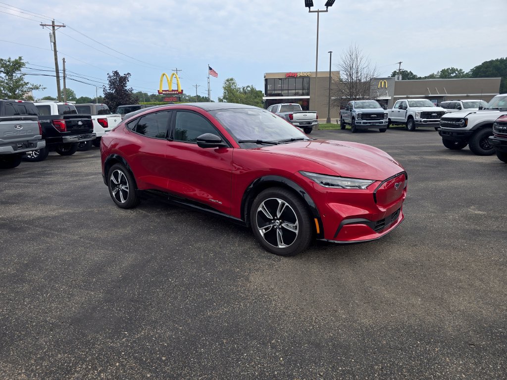 Certified 2023 Ford Mustang Mach-E Premium AWD/4WD image 7