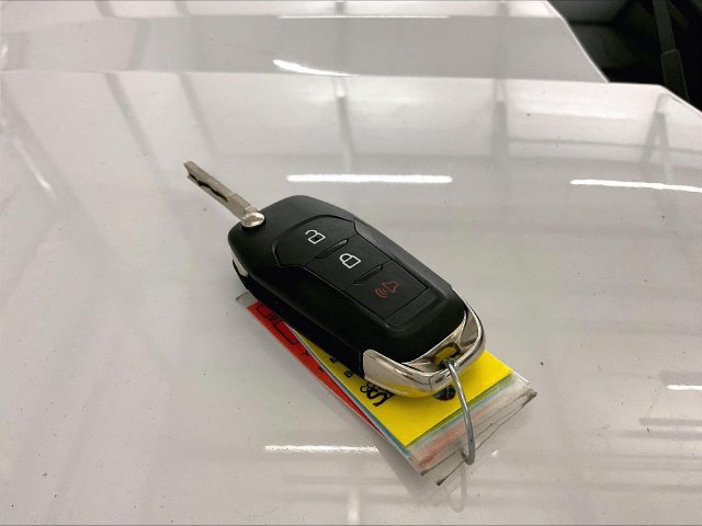 Certified 2025 Ford Maverick XL FWD image 9