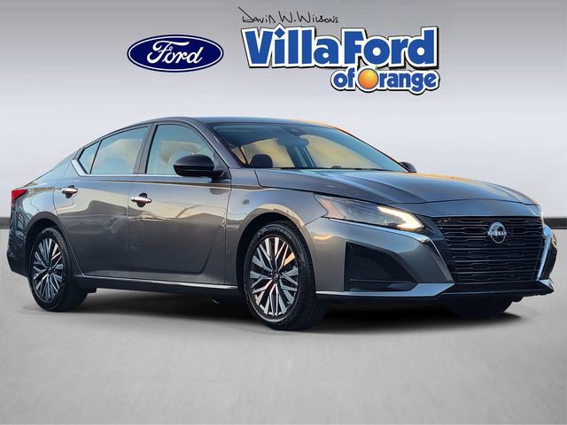Used 2024 Nissan Altima 2.5 SV image 5
