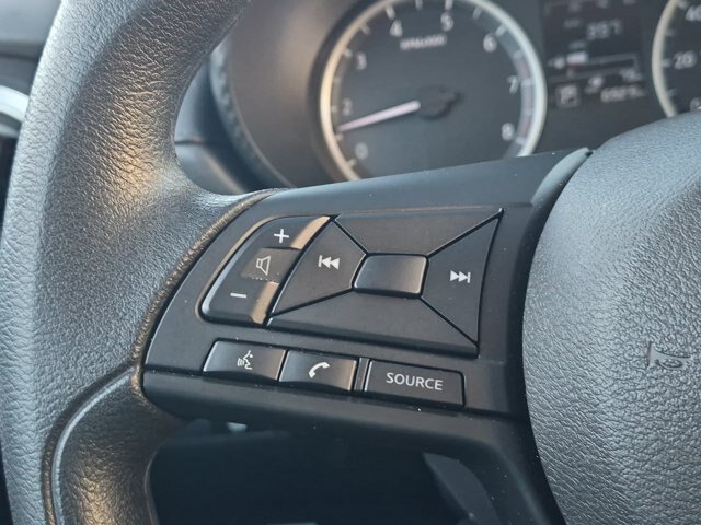 Used 2025 Nissan Versa S w/ Trunk Package FWD image 18