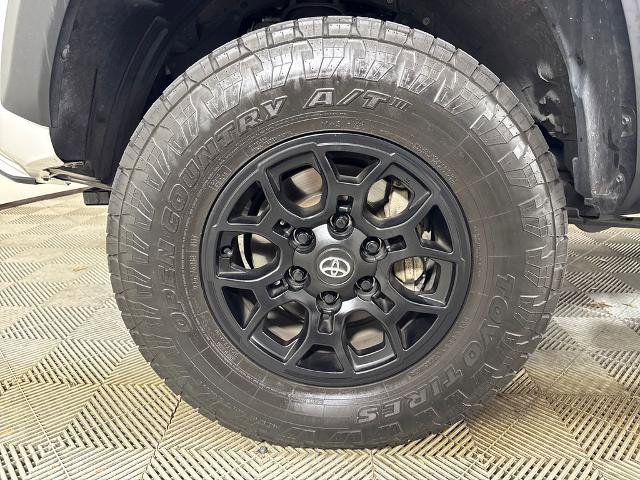 Used 2022 Toyota Tacoma SR w/ SX Package RWD image 13