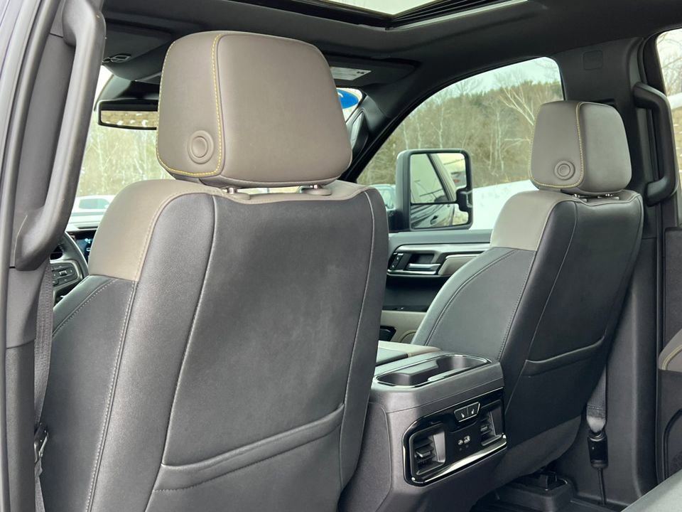 Used 2024 Chevrolet Silverado 1500 ZR2 image 35