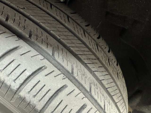 Certified 2022 Ford Explorer XLT w/ Equipment Group 202A image 30