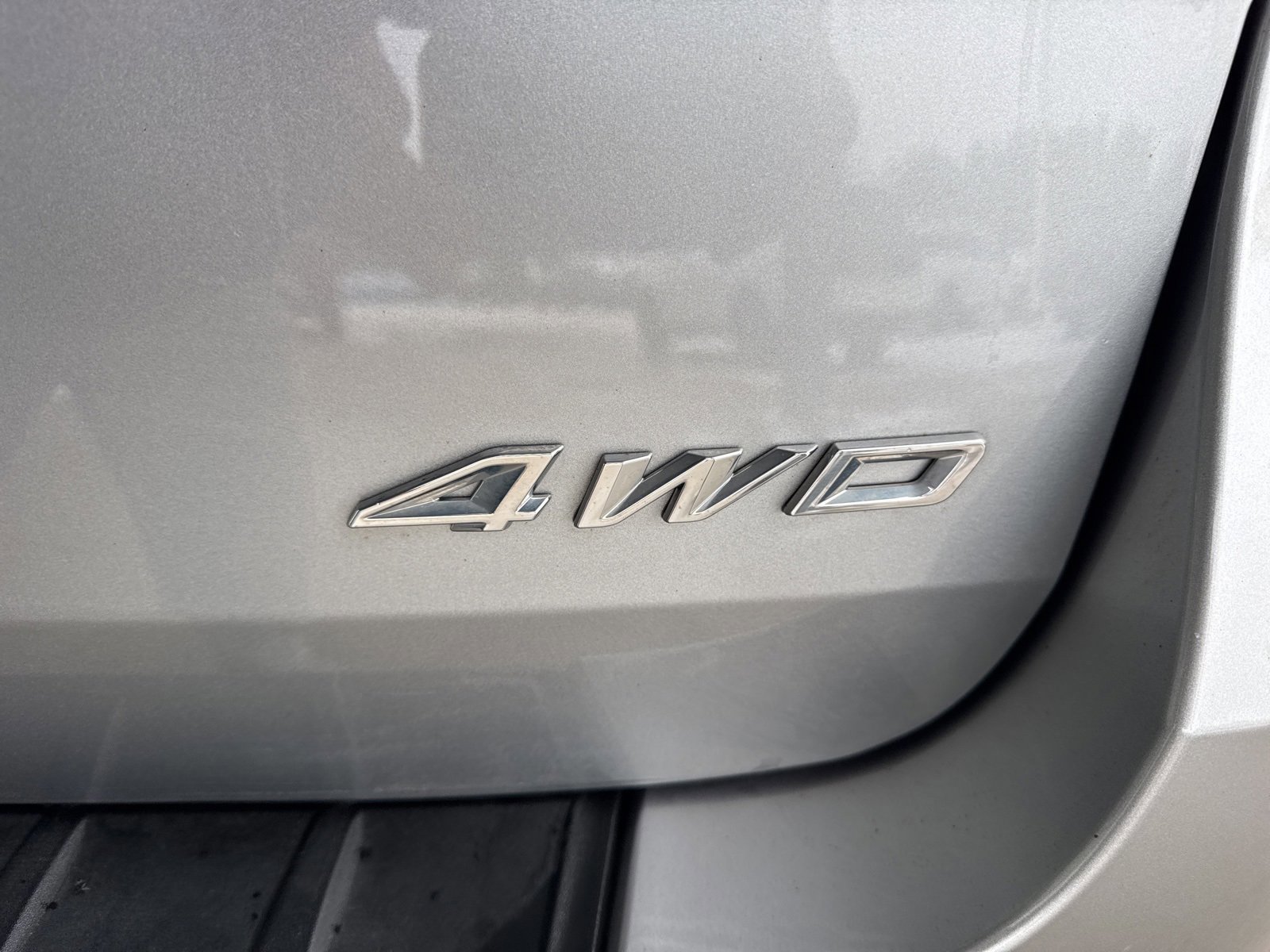 Certified 2023 Ford Explorer XLT w/ Class IV Trailer Tow Package image 17