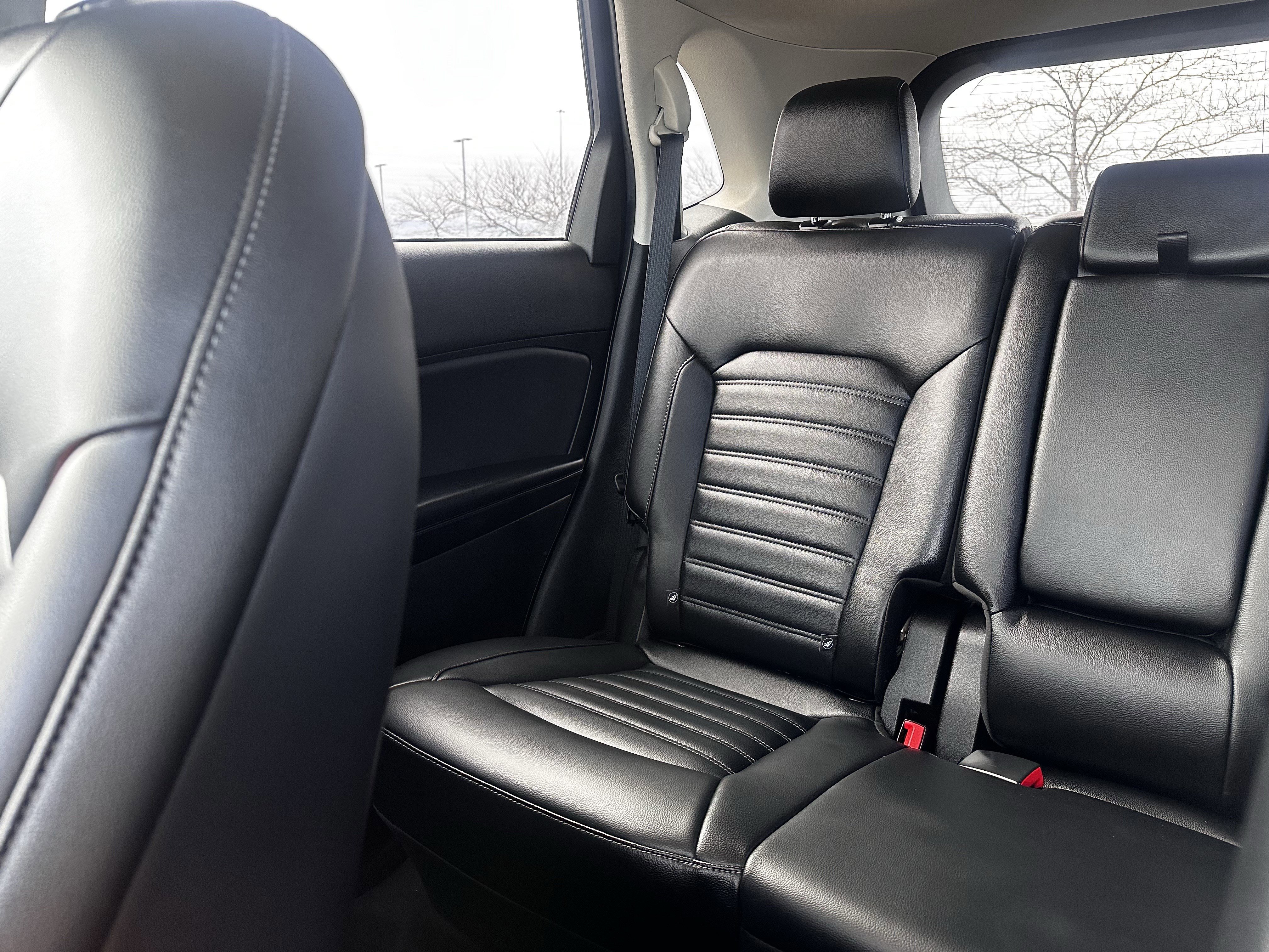 Certified 2022 Ford Edge SEL w/ Convenience Package image 12